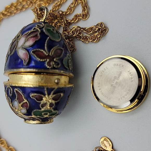 Enamel Egg pendant watch. main image 3